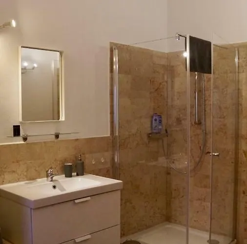 Wundervoll Eben - & Plaetze Voller Wunder - Notschkerl & Feinis Lejlighed